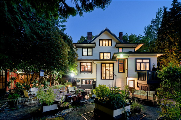 1903 W 19TH AVENUE, Vancouver