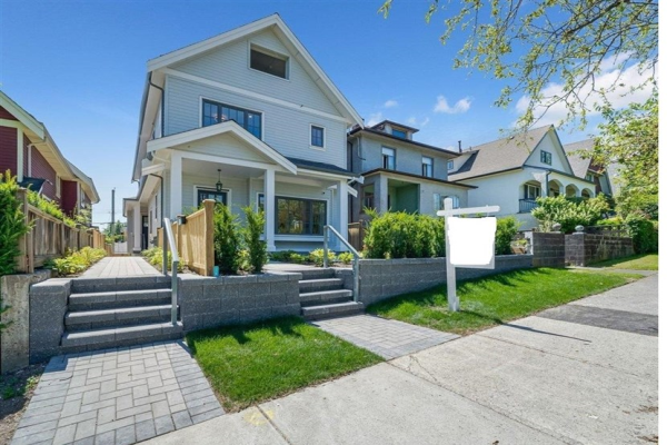 1808 E 2 AVENUE, Vancouver