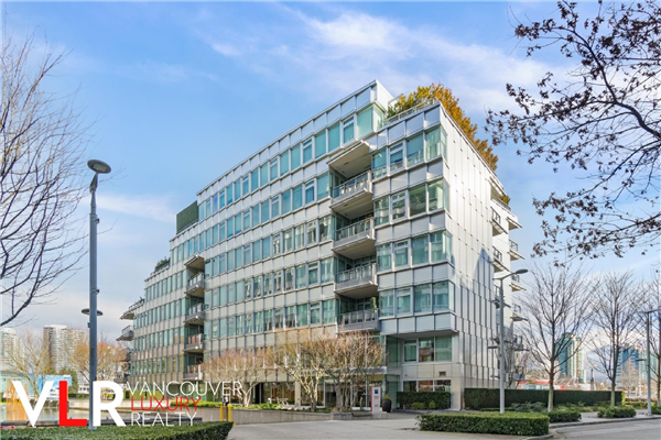 1xx 151 ATHLETES WAY, Vancouver