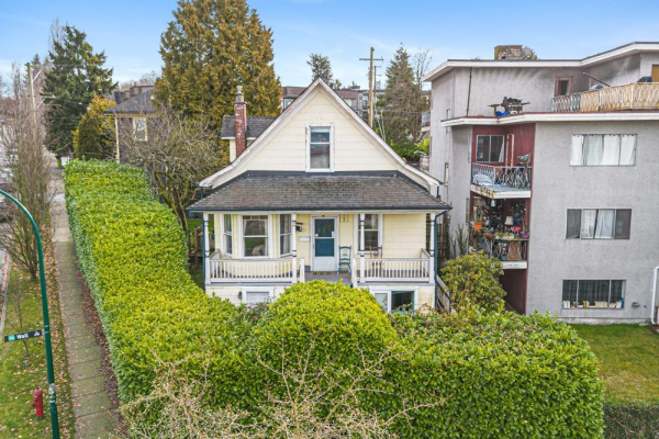 2188 WALL STREET, Vancouver