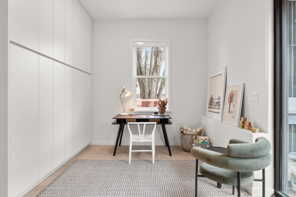 4 6 W 17TH AVENUE, Vancouver