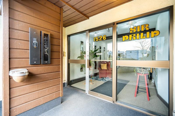 305 1526 GEORGE STREET, White Rock