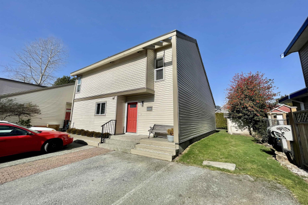 6230 E GREENSIDE DRIVE, Surrey