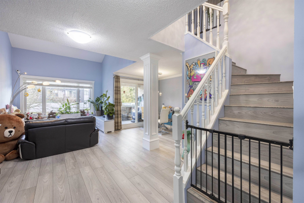 304 1006 CORNWALL STREET, New Westminster