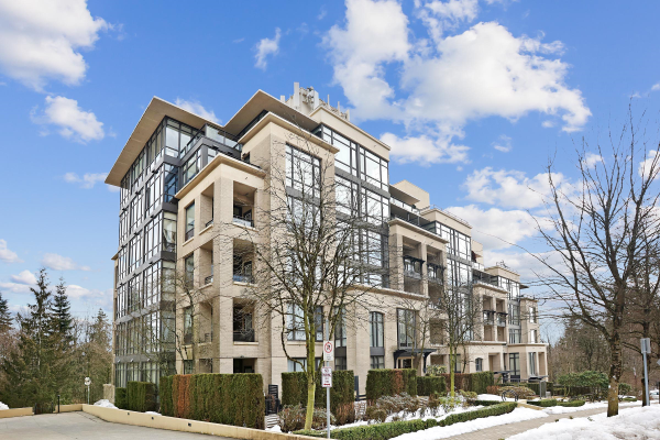 101 9370 UNIVERSITY CRESCENT, Burnaby
