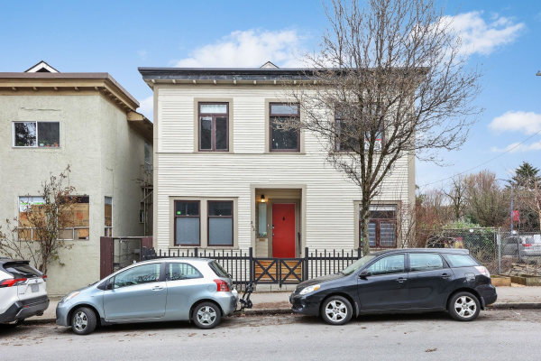 242 PRINCESS AVENUE, Vancouver