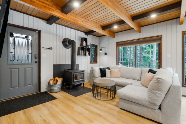 12641 POWELL STREET, Mission