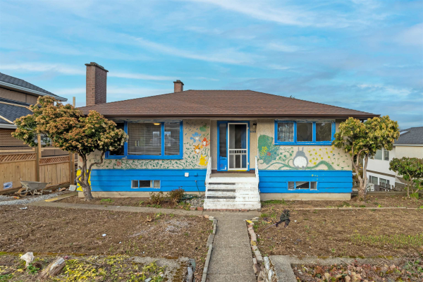 4149 CASTLEWOOD CRESCENT, Burnaby