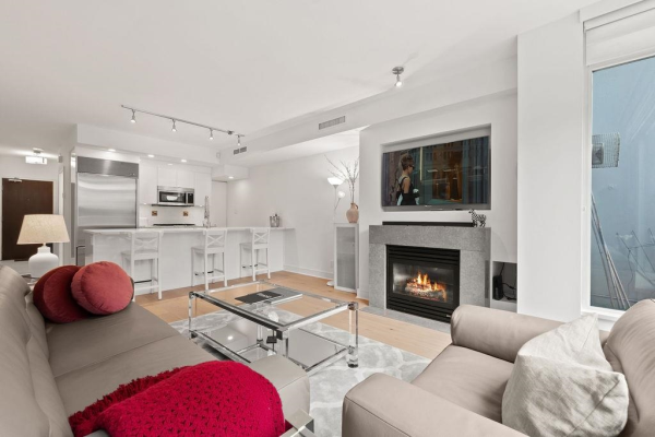 TH5 1650 BAYSHORE DRIVE, Vancouver