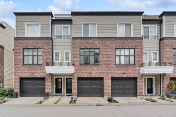 42 15588 32 AVENUE, Surrey