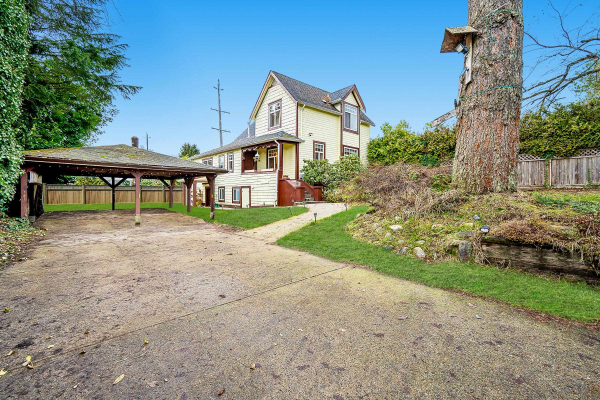 930 FIRST STREET, New Westminster