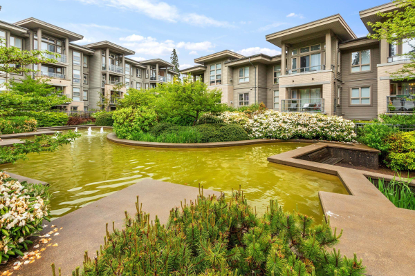 216 9319 UNIVERSITY CRESCENT, Burnaby