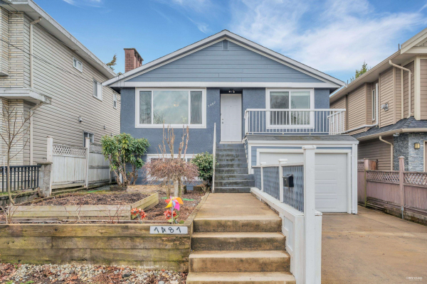 7487 2ND STREET, Burnaby