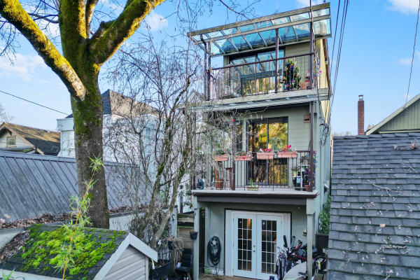 4131 W 11TH AVENUE, Vancouver