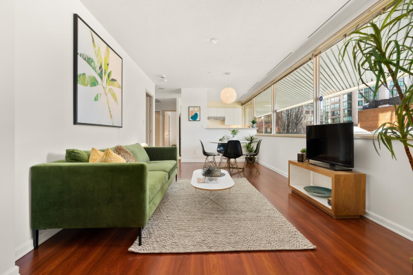 MEZ2 1177 HORNBY STREET, Vancouver