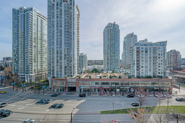904 238 ALVIN NAROD MEWS, Vancouver