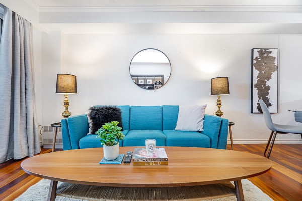 103 756 GREAT NORTHERN WAY, Vancouver