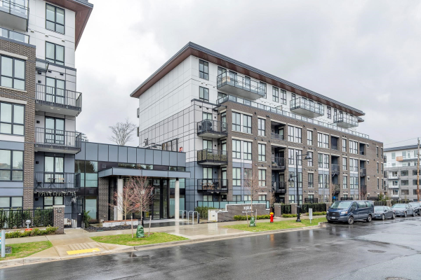 312 750 DOGWOOD STREET, Coquitlam