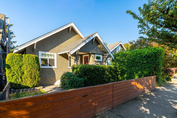 2273 GRAVELEY STREET, Vancouver