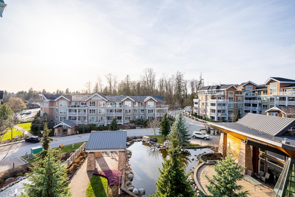 412 6480 194 STREET, Surrey