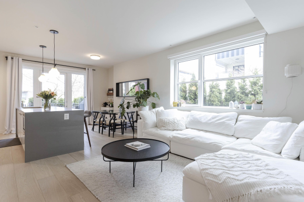 101 108 E 35TH AVENUE, Vancouver