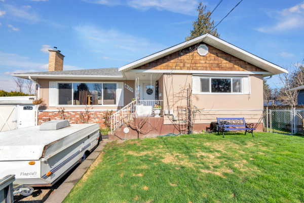 46279 BROOKS AVENUE, Chilliwack
