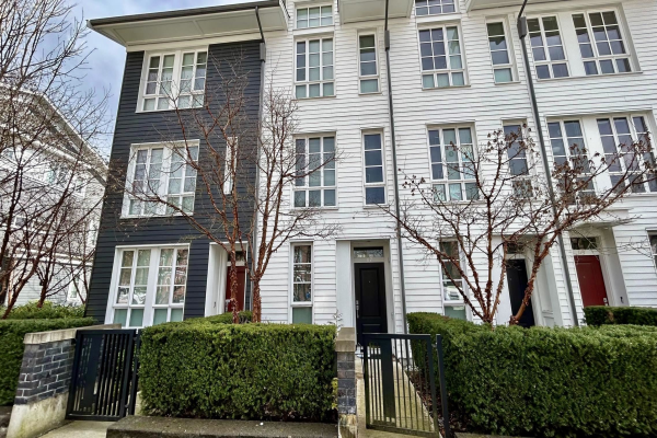 117 548 FOSTER AVENUE, Coquitlam