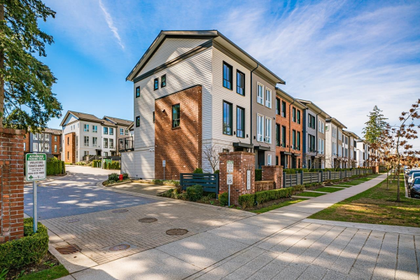 49 15898 27 AVENUE, Surrey