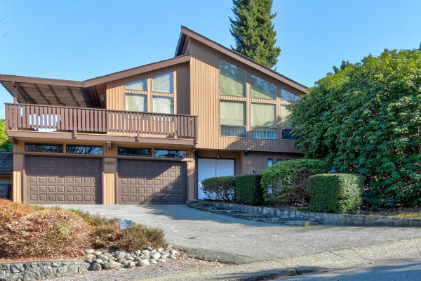 1023 CORONA CRESCENT, Coquitlam