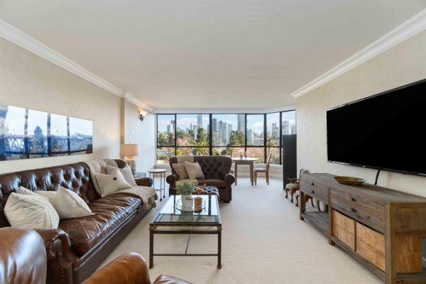 201 1470 PENNYFARTHING DRIVE, Vancouver