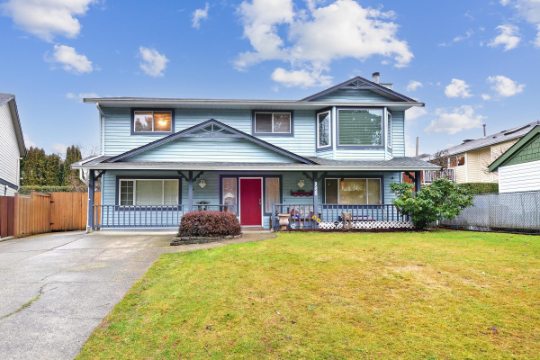 9556 209A STREET, Langley