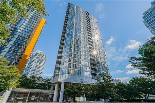 508 131 REGIMENT SQUARE, Vancouver