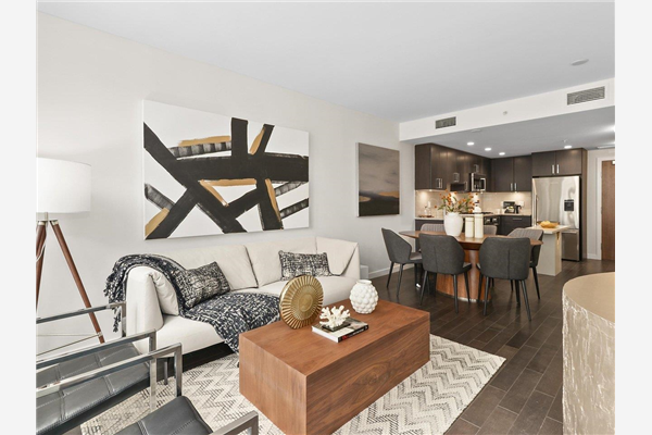 28 E 1ST AVENUE, Vancouver