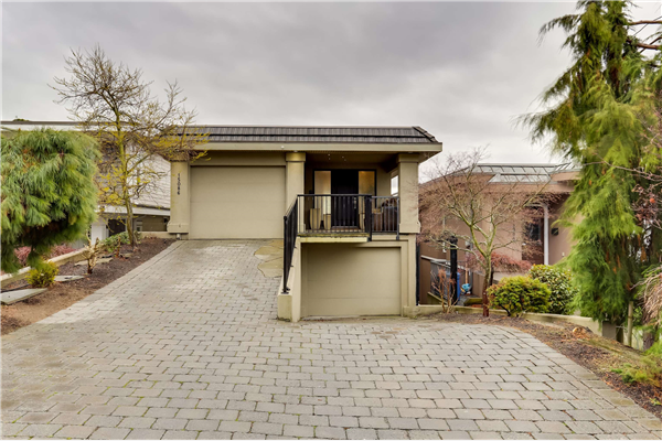 15086 BEACHVIEW AVENUE, White Rock