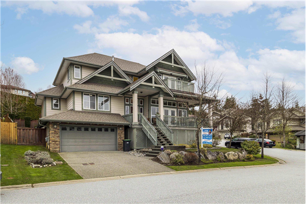 54 SPRUCE COURT, Port Moody