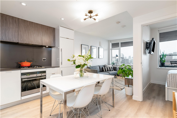 403 209 E 7TH AVENUE, Vancouver