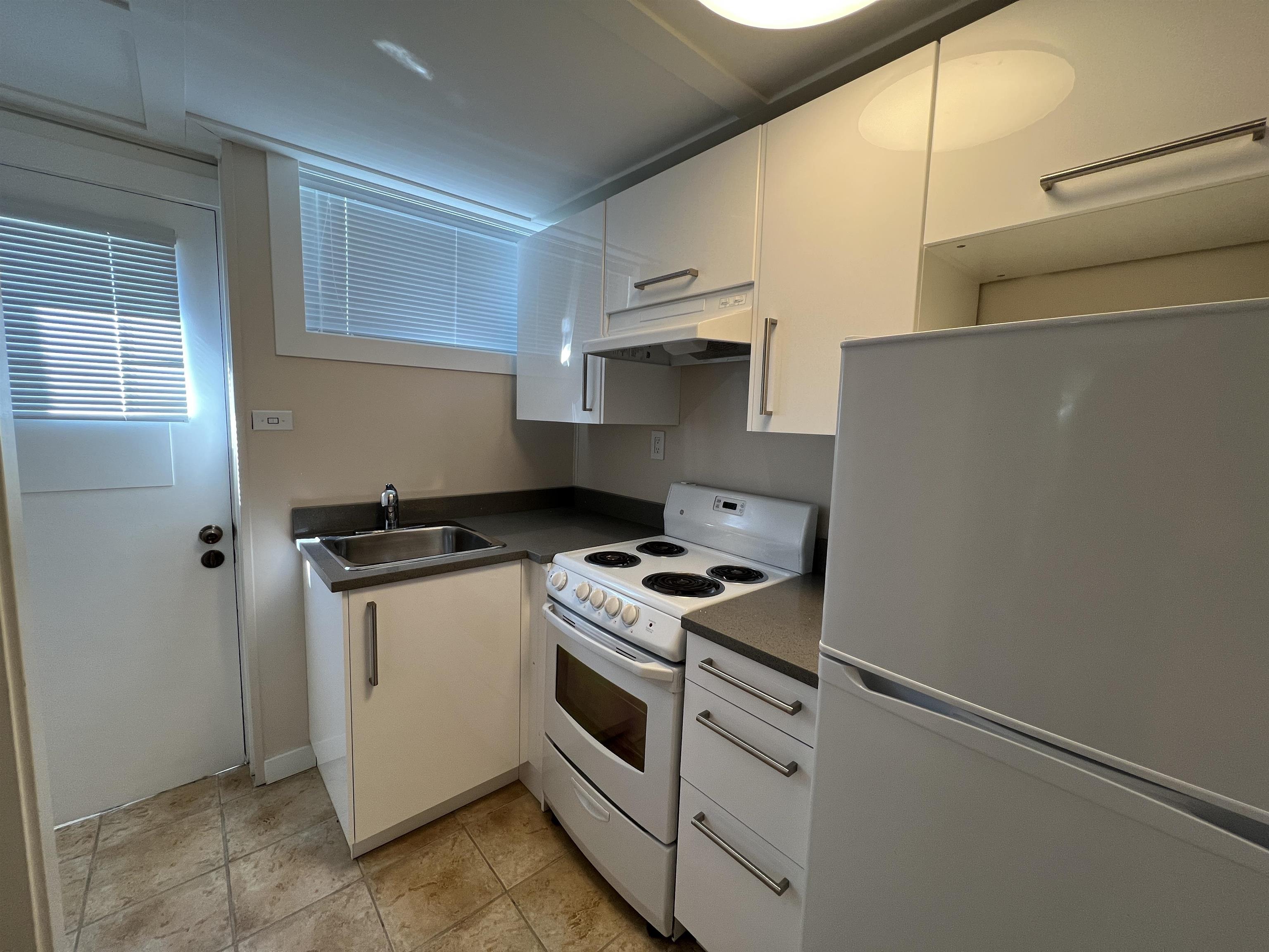 1030-1032 TUXEDO DRIVE