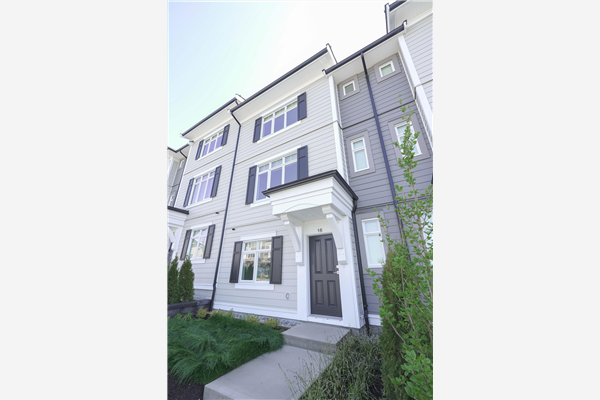 16 2070 OAK MEADOWS DRIVE, Surrey