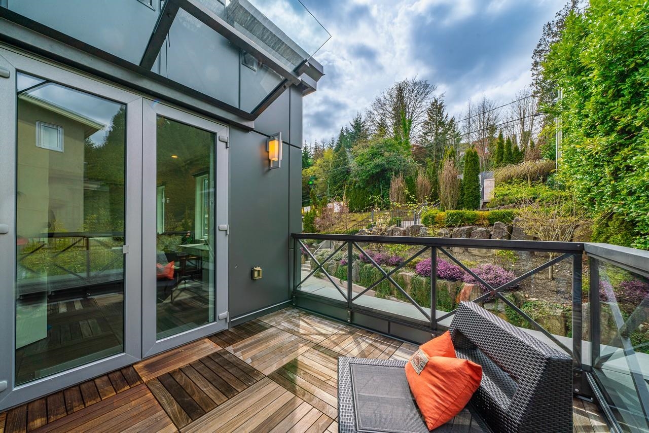 4350 LOCARNO CRESCENT
