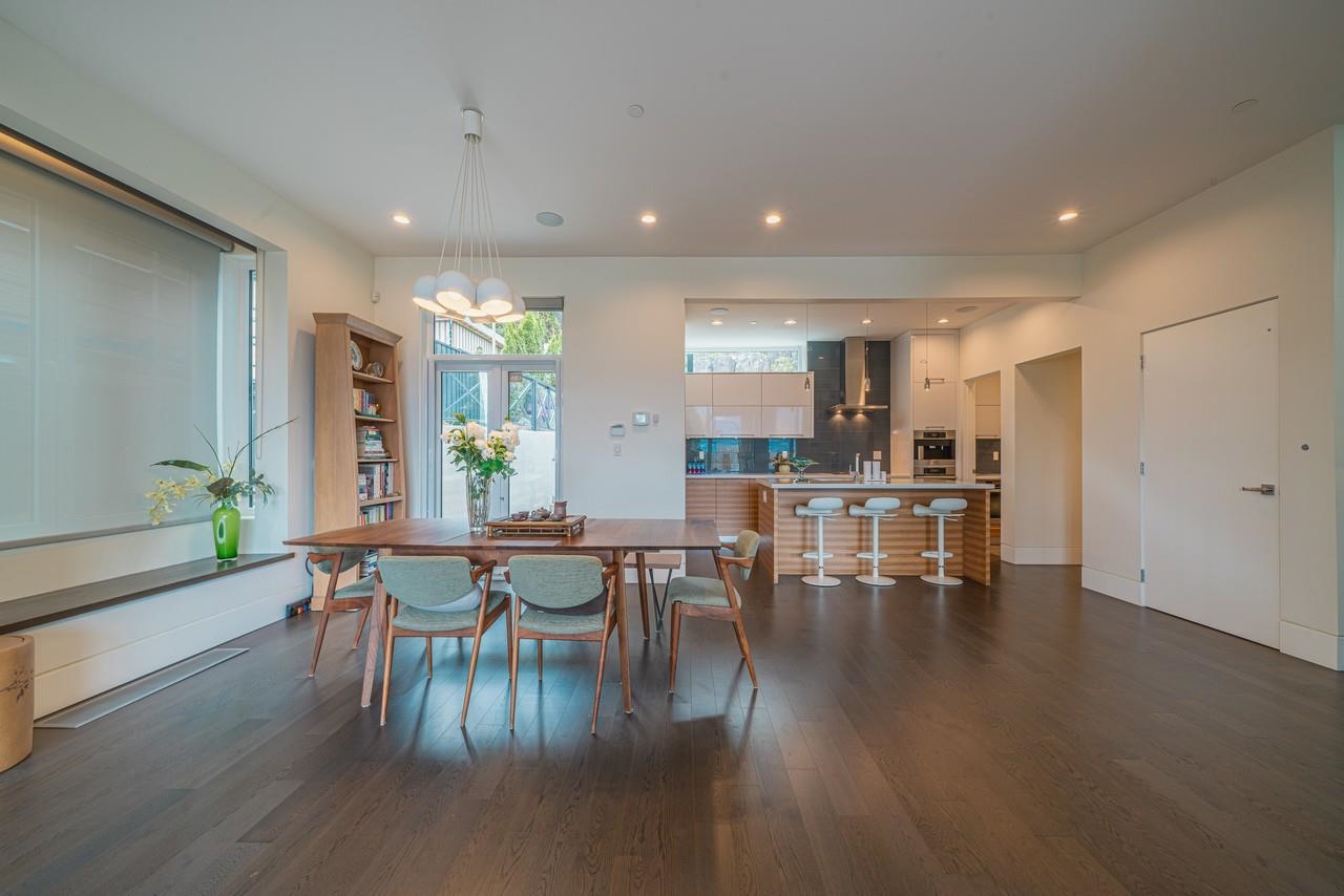 4350 LOCARNO CRESCENT