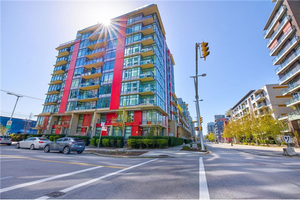 523 38 W 1ST AVENUE, Vancouver