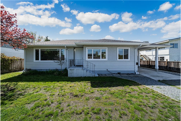 6082 LADNER TRUNK ROAD, Delta