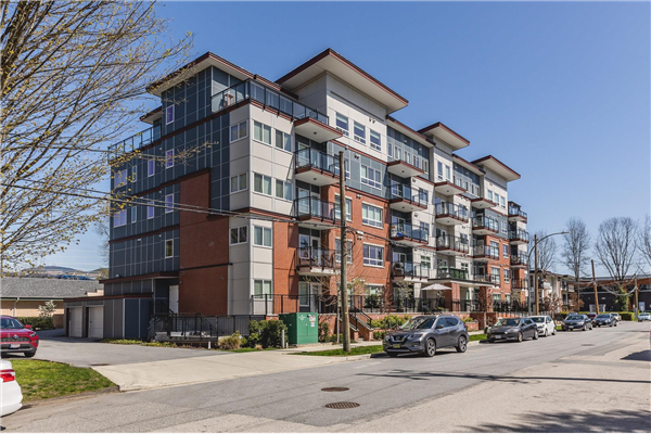303 2229 ATKINS AVENUE, Port Coquitlam