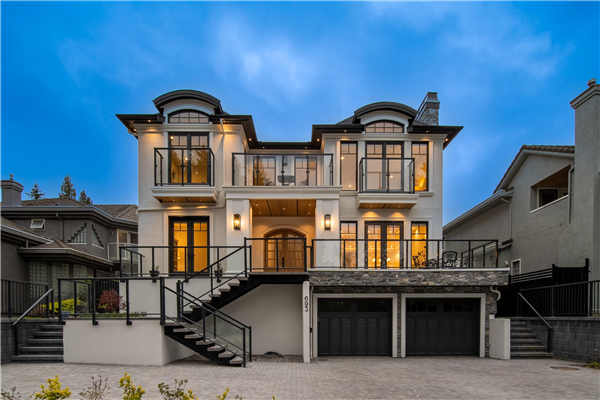 693 GATENSBURY STREET, Coquitlam