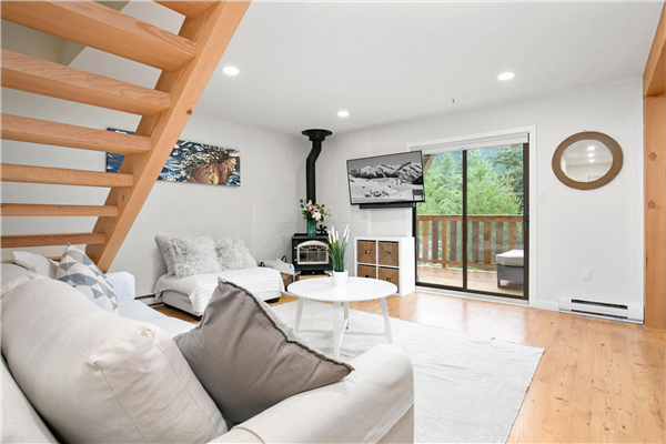 7G 3031 ST ANTON WAY, Whistler
