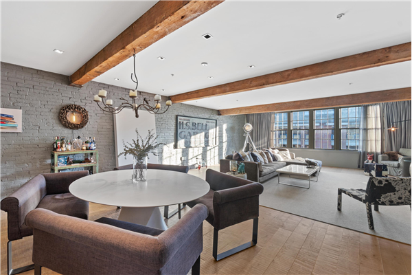40 133 KEEFER STREET, Vancouver