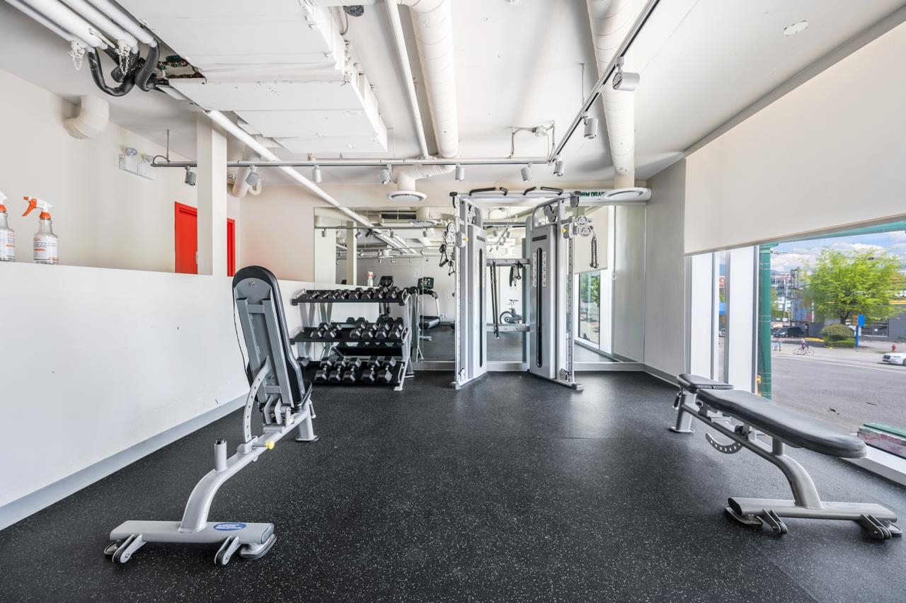 702 180 E 2ND AVENUE, #702