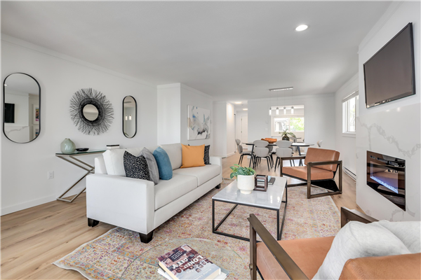 C301 4831 53 STREET, Ladner