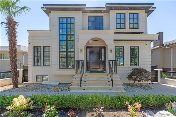 2666 E 53RD AVENUE, Vancouver