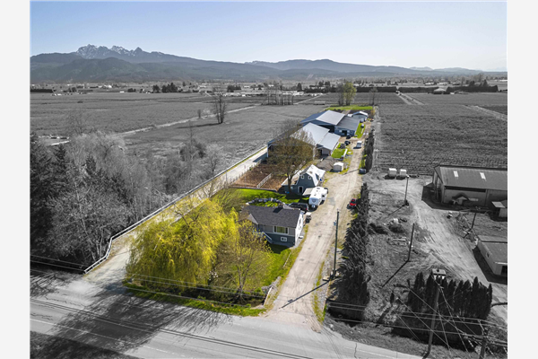 13634 HARRIS ROAD, Pitt Meadows